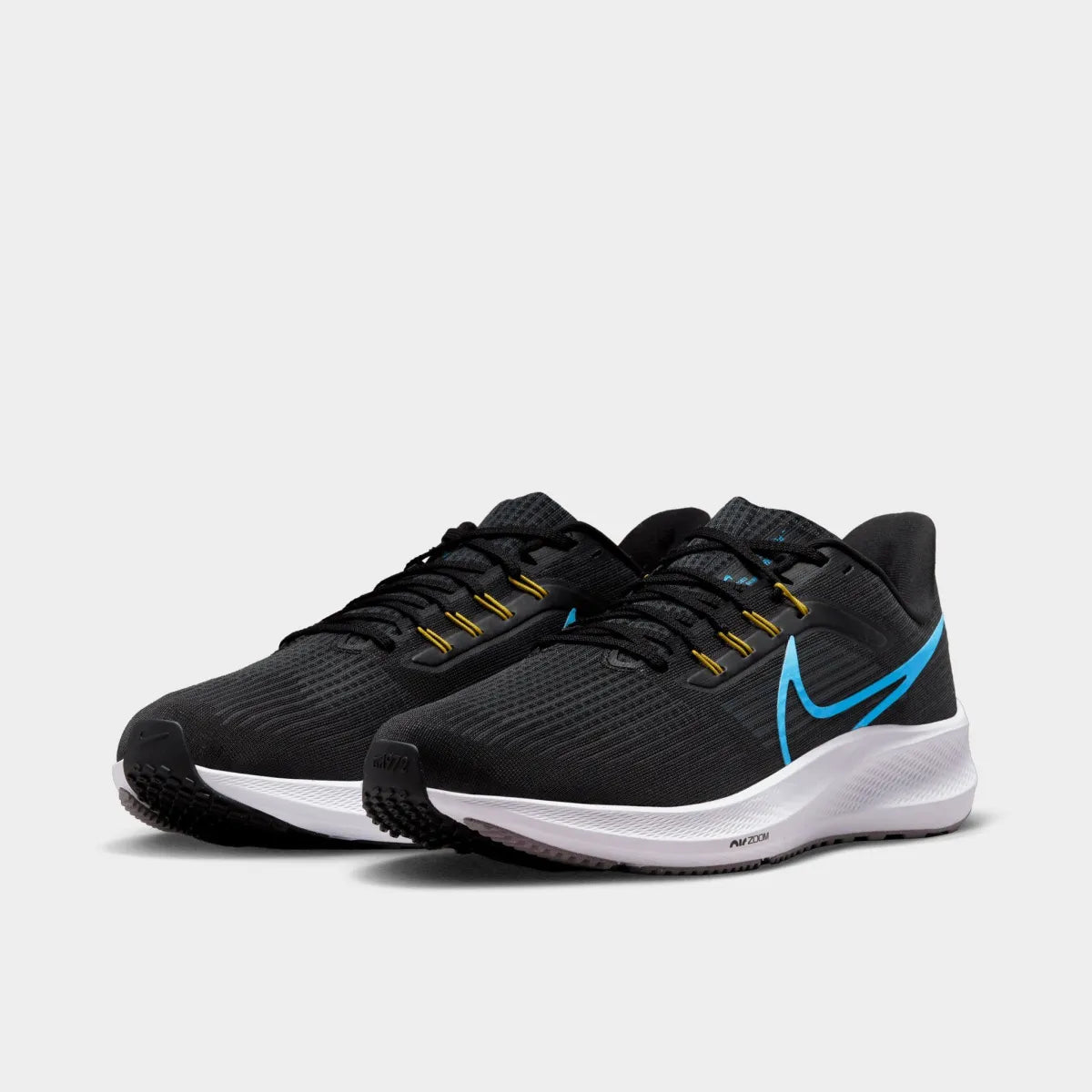 Combo 2  Nike Star Runner 2